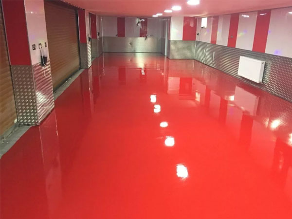 「自流平地坪漆」自流平地坪漆，其實這樣做也很好看。。。